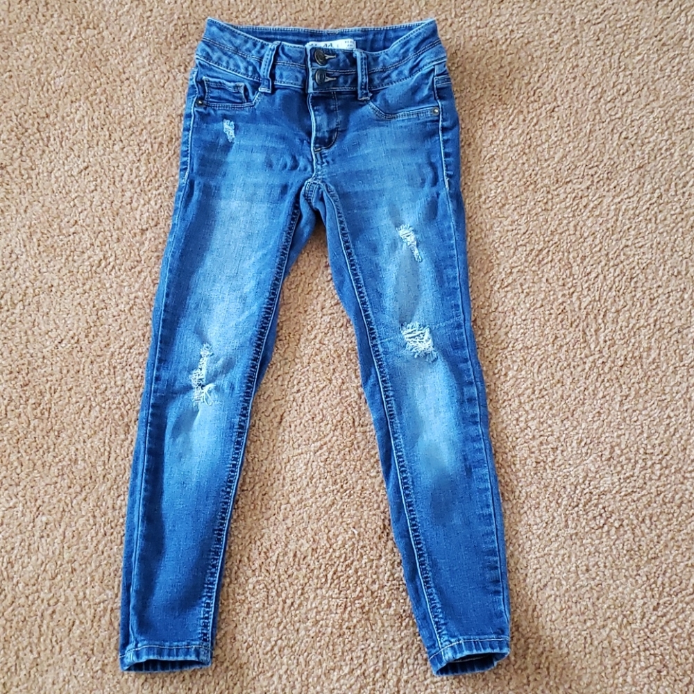 Girls Mid Rise Distress Jean Legging - Size 6
